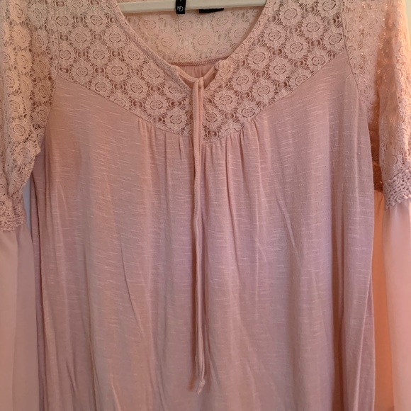 New Direction Blouse - Picture 4 of 6